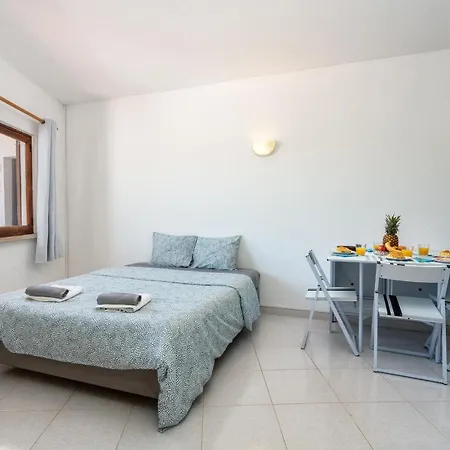 Adorable Blazing Flat - Pool & Garage Apartment Vilamoura